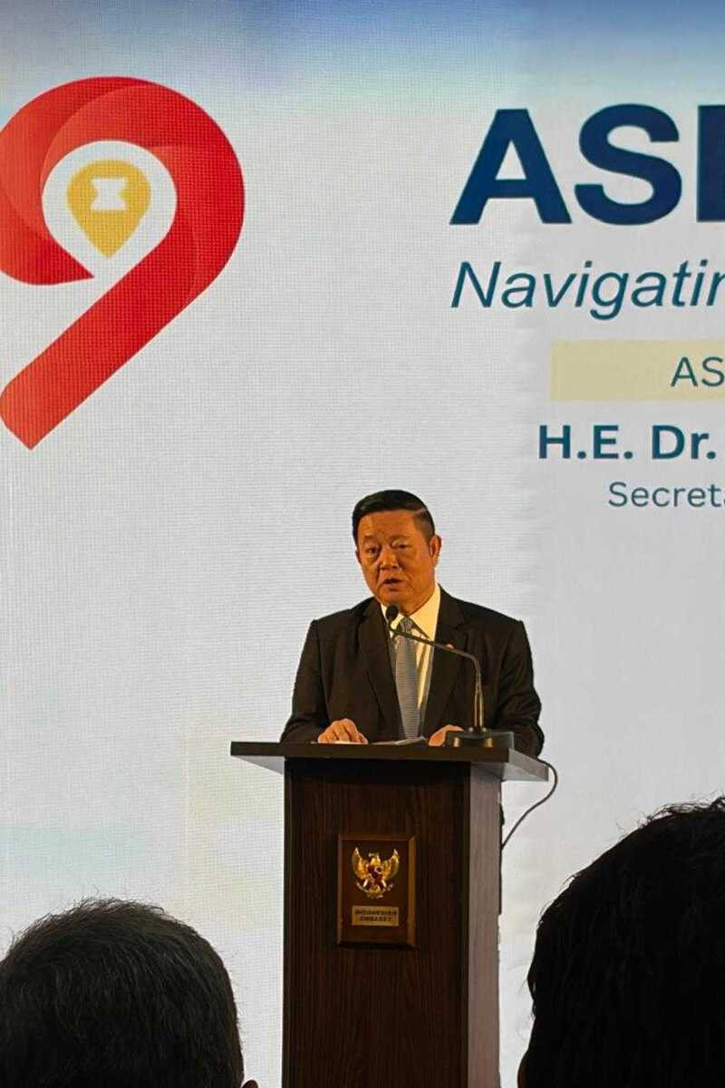 Durante a celebração, o secretário-geral da ASEAN, Kao Kim Hour