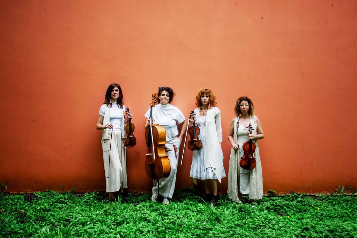 Quarteto une m&uacute;sica popular e de concerto