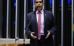 Projeto quer impedir que servidores usem milhas de viagens pagas pela Uni&atilde;o