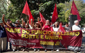 JORNAL DO SERVIDOR | Servidores cobram isonomia salarial no Executivo Federal
