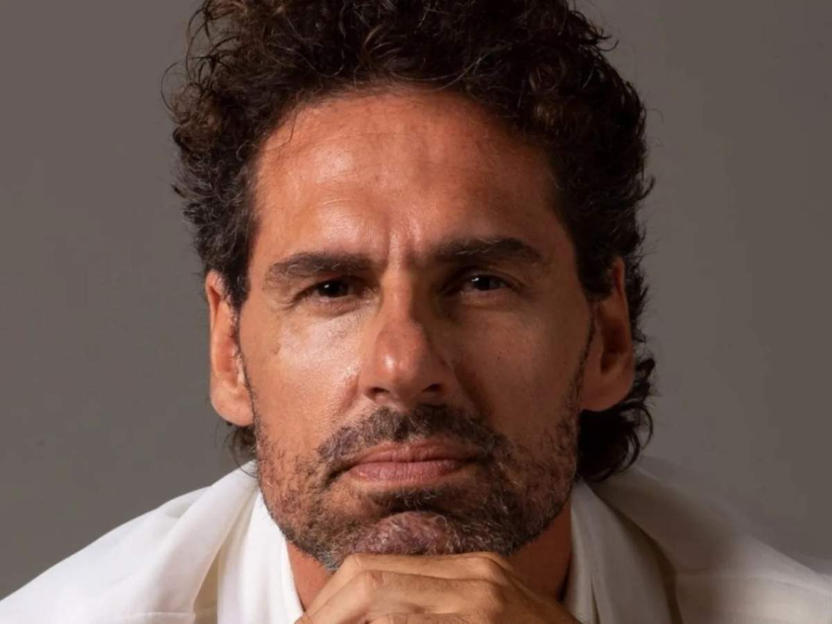 Luis Carlinhos celebra 30 anos de carreira