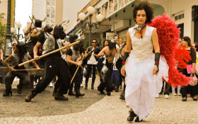 Lume Teatroapresentaespet&aacute;culosgratuitos emBar&atilde;o Geraldo