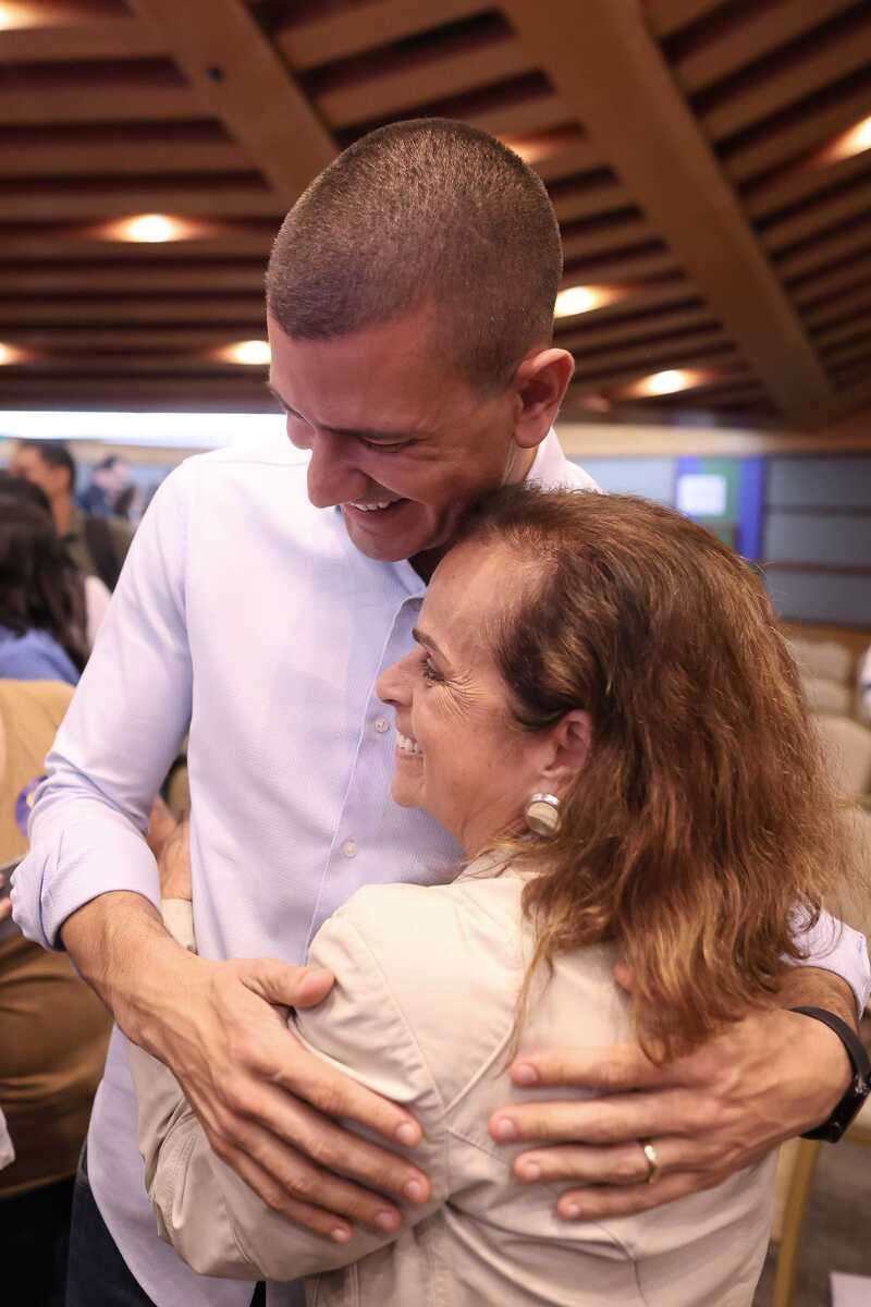 M&atilde;es at&iacute;picas: Douglas Ruas defende mais investimentos