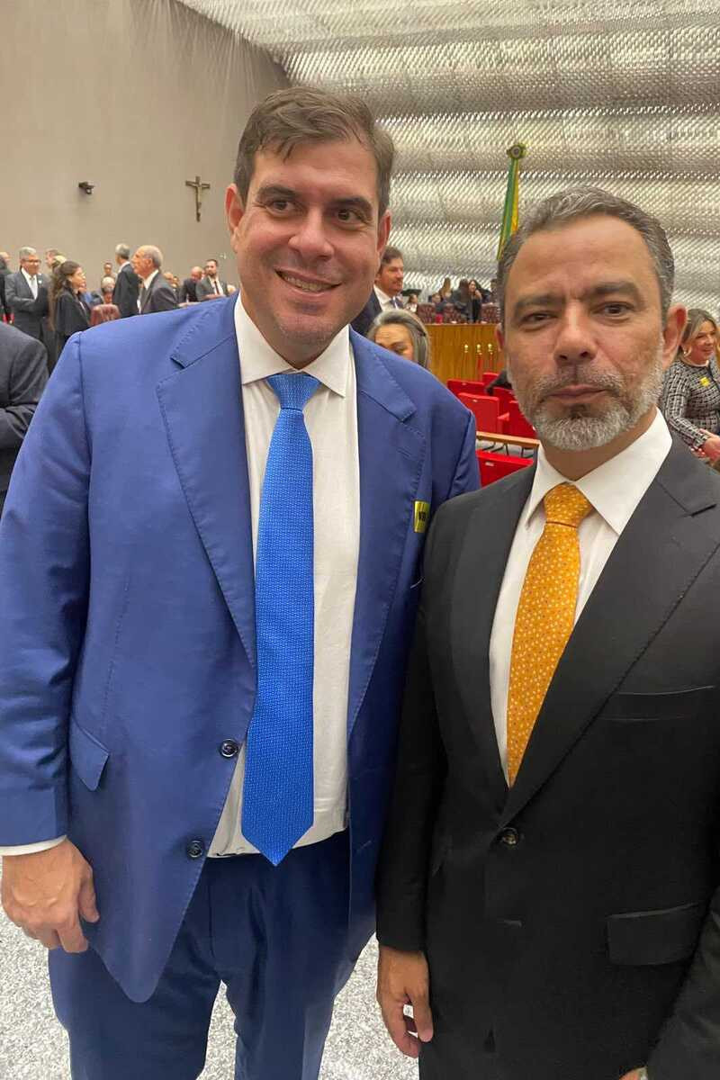 O desembargador do TRE-RJ, Paulo Cesar Salomão, com Thiago Salles, da revista Cidadania e Justiça