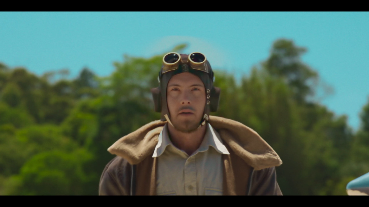 Cenas de Colegas e o Herdeiro, de Marcelo Galvão. Filme estreou nos cinemas dia 13 de agosto