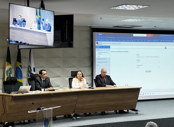 TRE‑CE realiza sorteio do hor&aacute;rio eleitoral