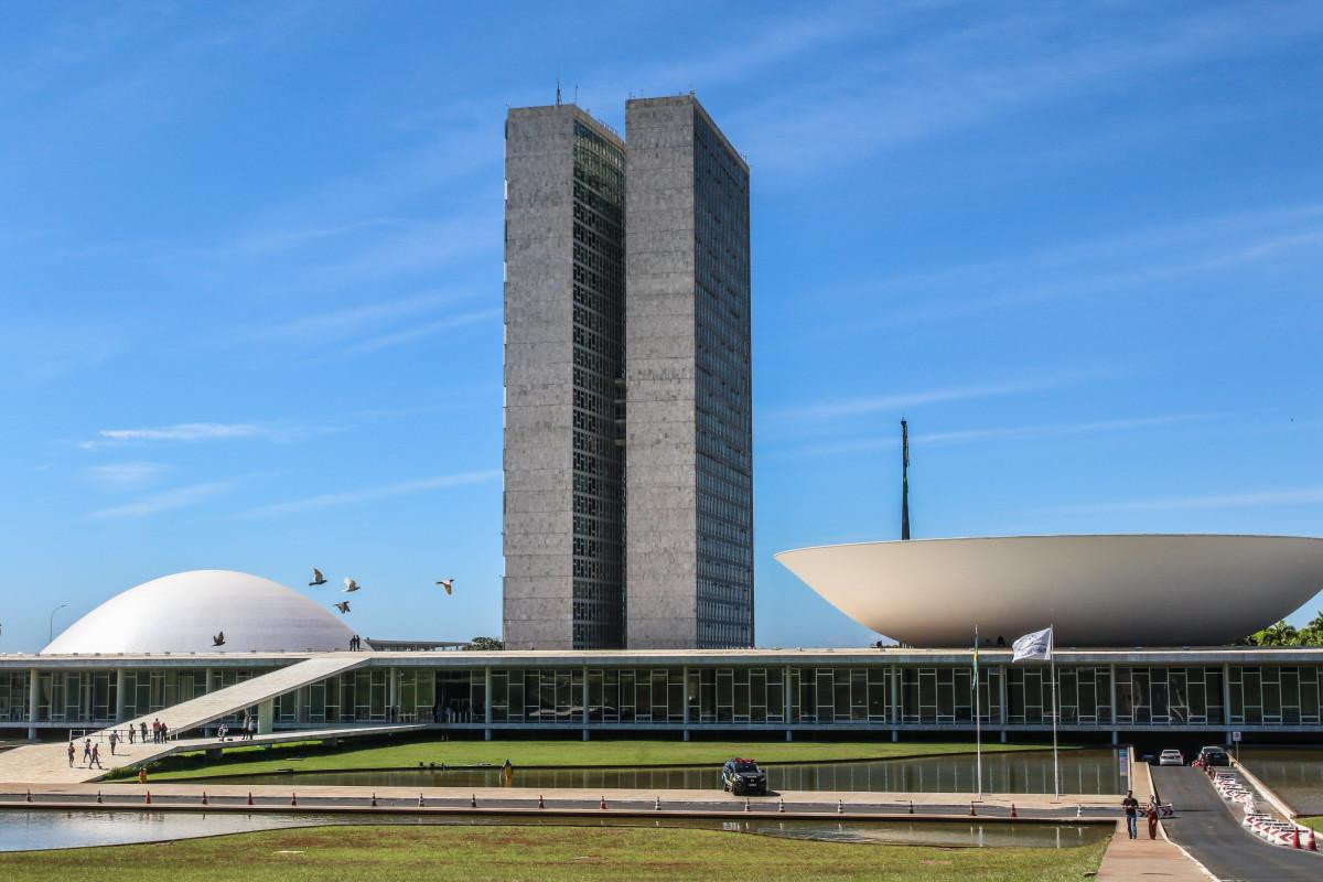 Congresso analisa propostas que afetam servidores p&uacute;blicos