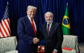 Ap&oacute;s meses de atritos, Lula e Trump conversam sobre tarifa&ccedil;o
