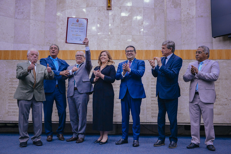 Ex‑senador recebe cidadania paulistana