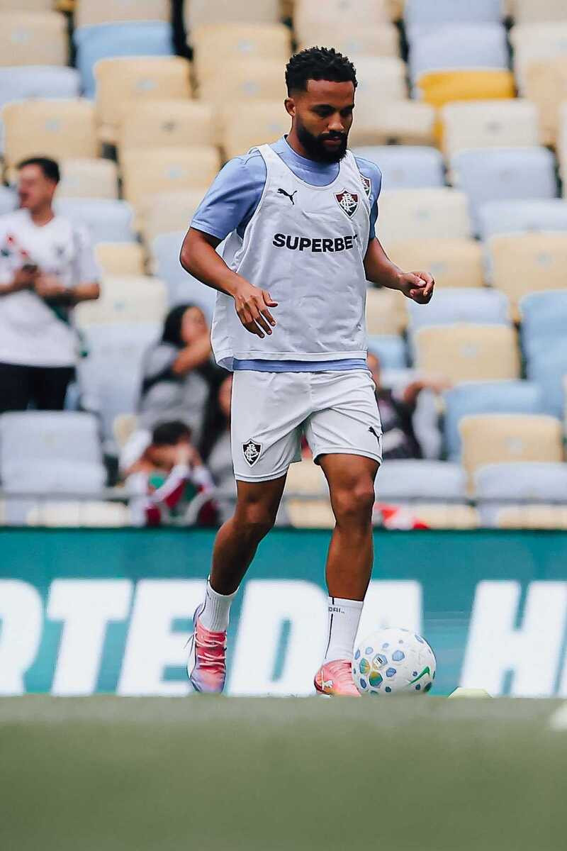 Samuel Xavier tem les&atilde;o confirmada