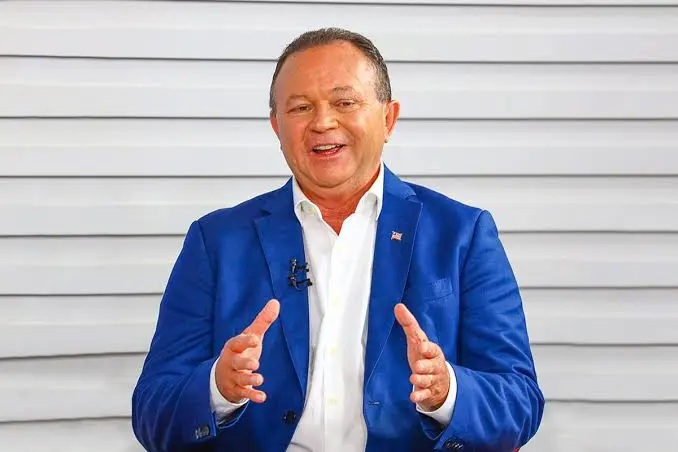 &Aacute;udio coloca Lulinha como intermediador de governador no Planalto