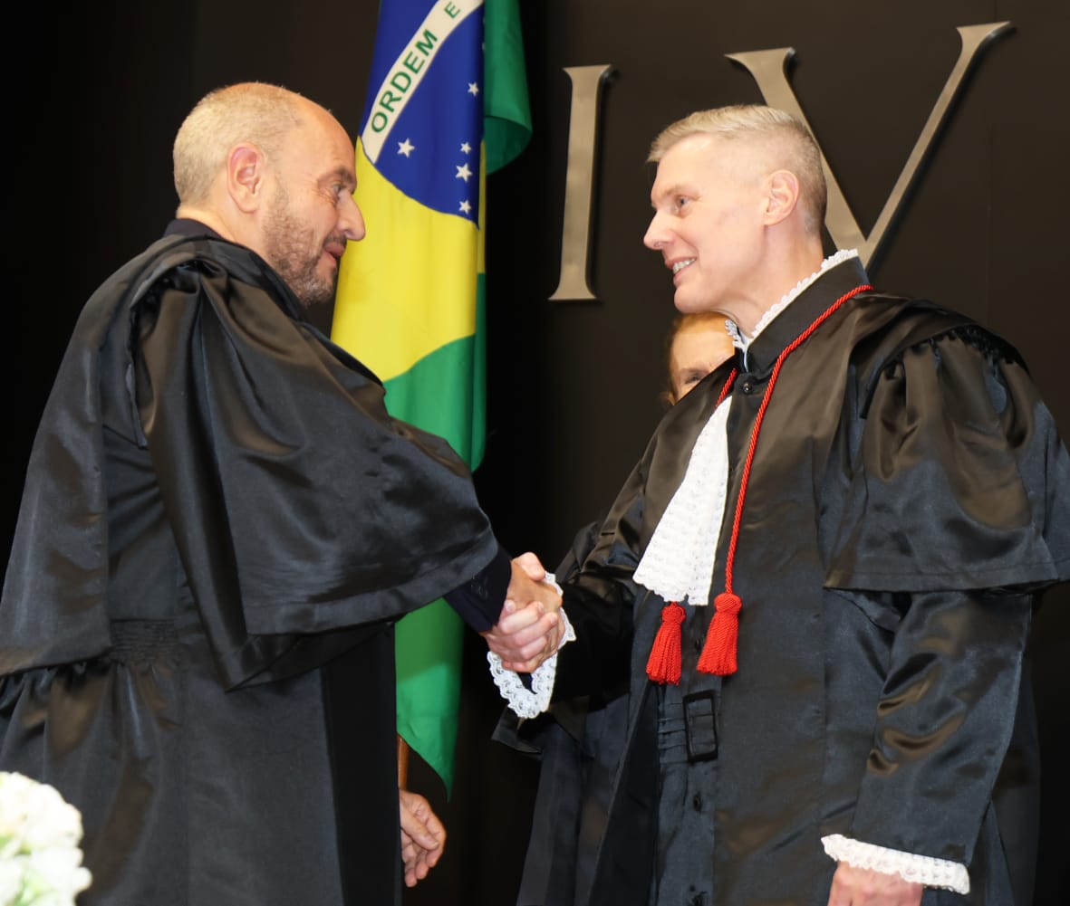 O presidente do TJRJ, desembargador Ricardo Couto com o desembargador José Guilherme Vasi Werner