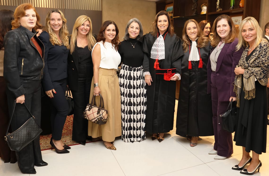 As magistradas Mônica Feldeman, Regina Helena Fabregas,  Andreia Magalhães,  Márcia Succi, Roseli Nalin,  Maria Isabel Paes,  Fernanda Xavier e Ana Paula Barros