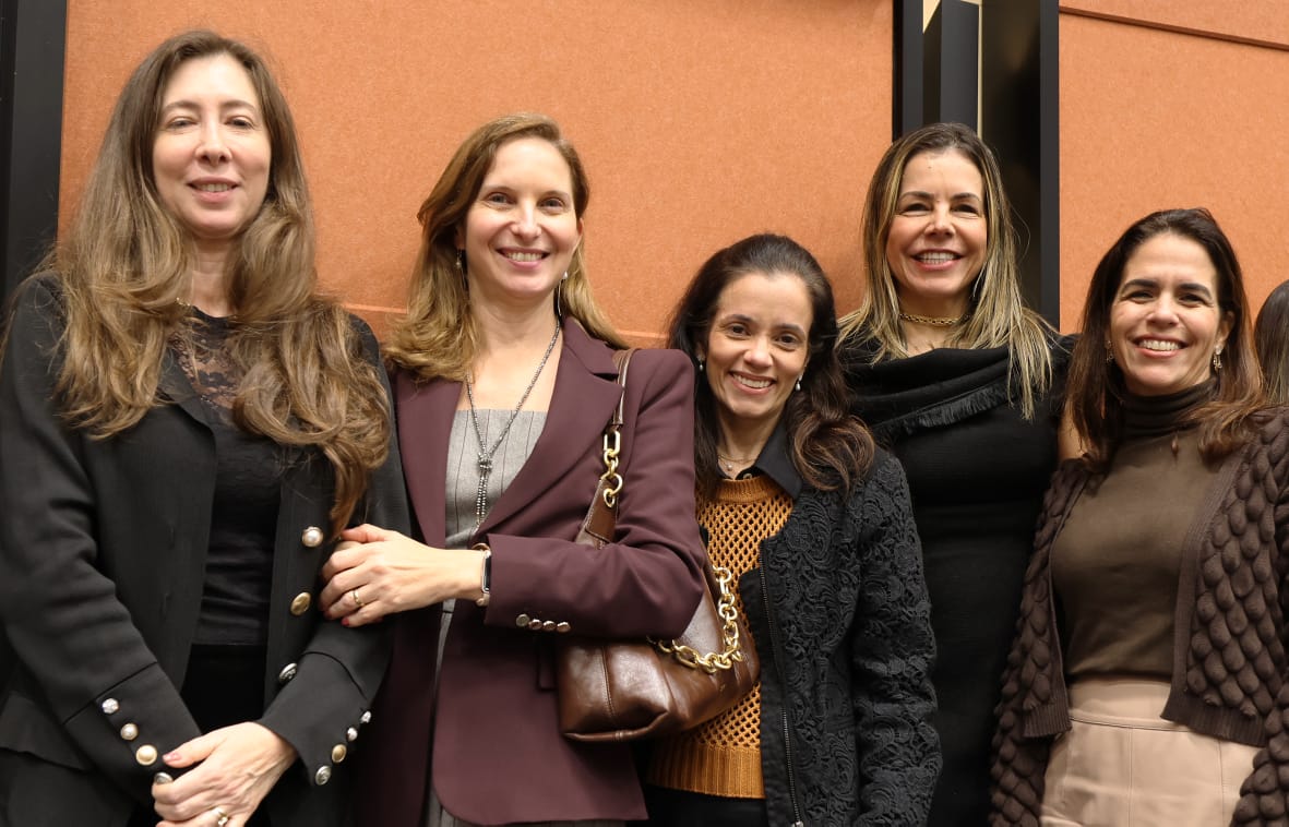 As juízas Simone Marreiros, Milena Diz, Isabel Coelho, Paloma Peçanha e Isabel Lobão