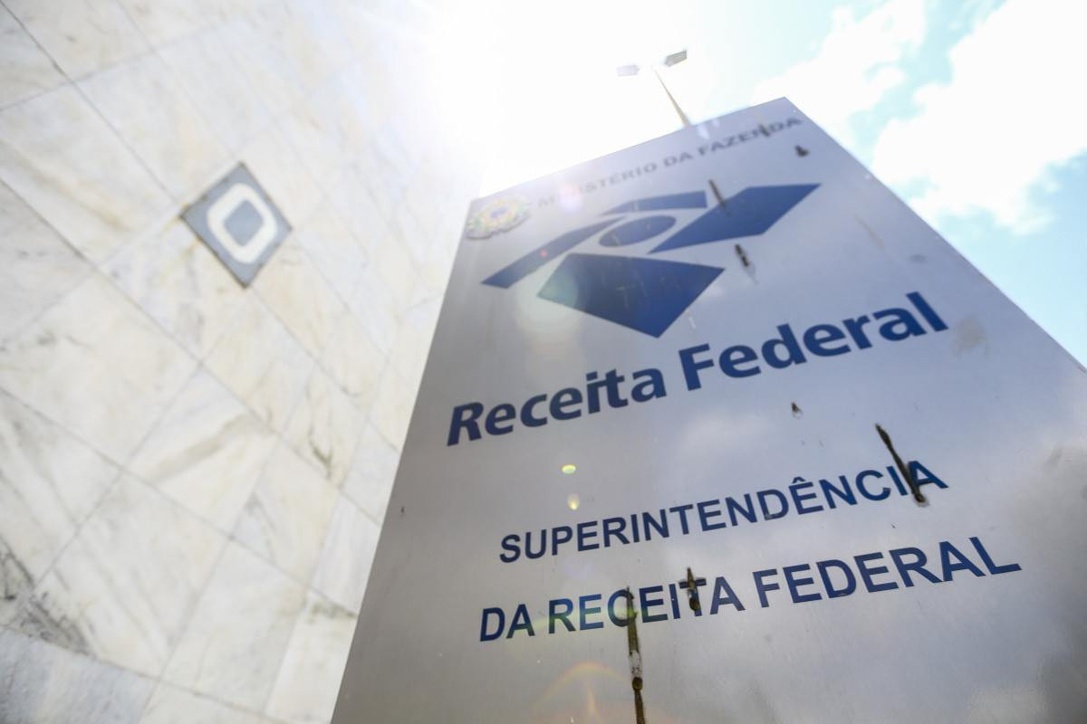 Arrecada&ccedil;&atilde;o federal cresce 8,97% em julho e chega a R$ 289 bi