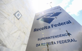 Arrecada&ccedil;&atilde;o federal cresce 8,97% em julho e chega a R$ 289 bi