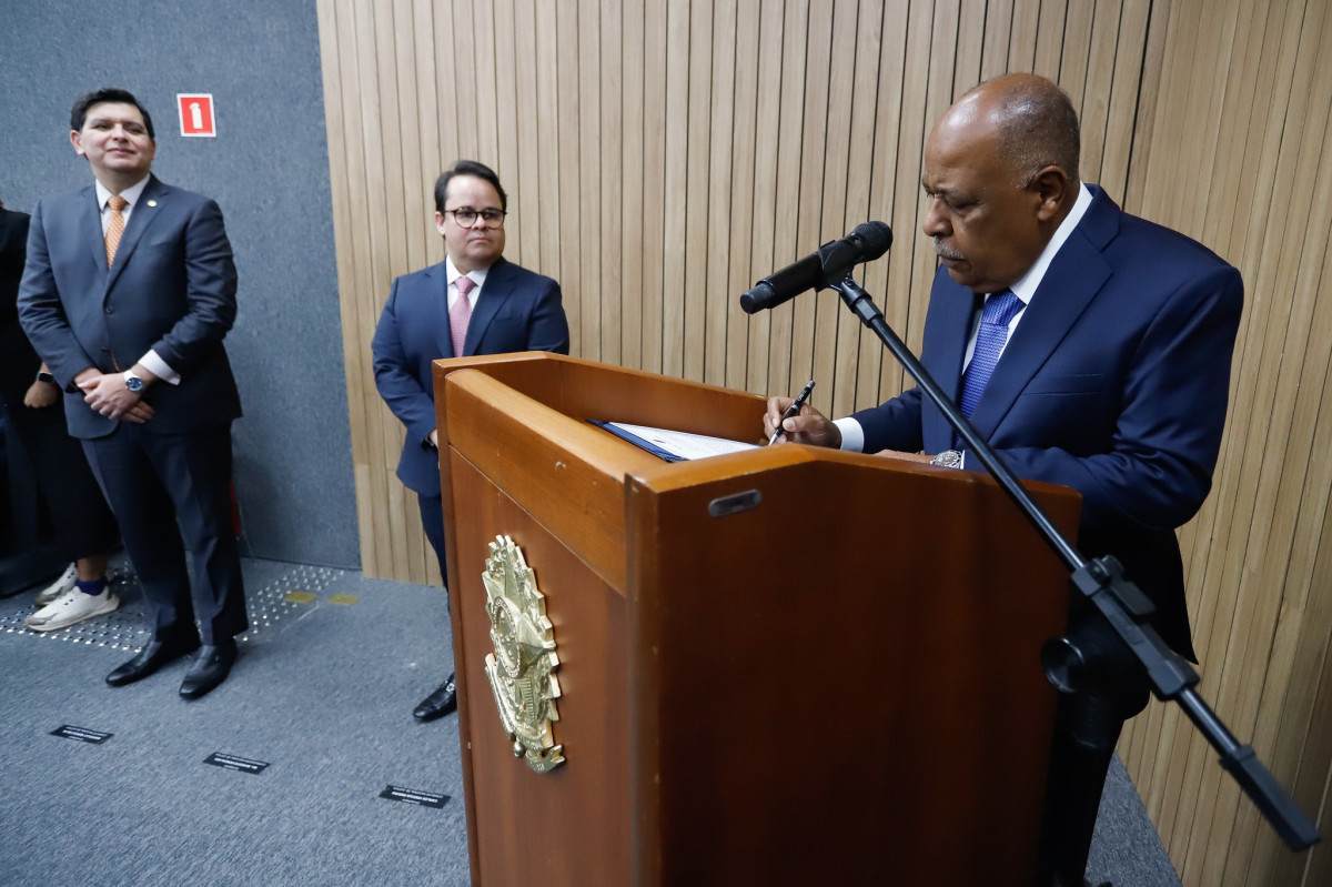 Ministro do STJ, Benedito Gonçalves assumiu cadeira de corregedor nacional de Justiça para o biênio 2026/2028