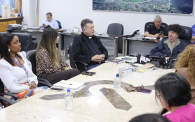 Neto anuncia desapropria&ccedil;&atilde;o de &aacute;rea ocupada por 30 fam&iacute;lias