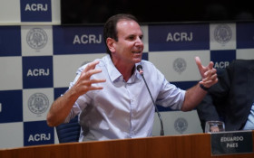Coluna Magnavita | Prefab Future: Estagnado, Paes lidera com 34,9% elei&ccedil;&atilde;o do Rio