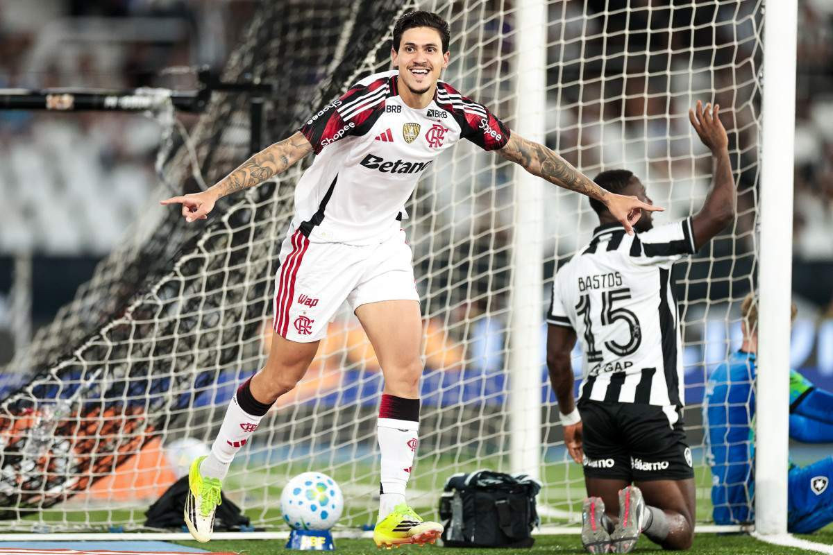 Cl&aacute;ssico da Rivalidade tem artilheiros em momentos diferentes
