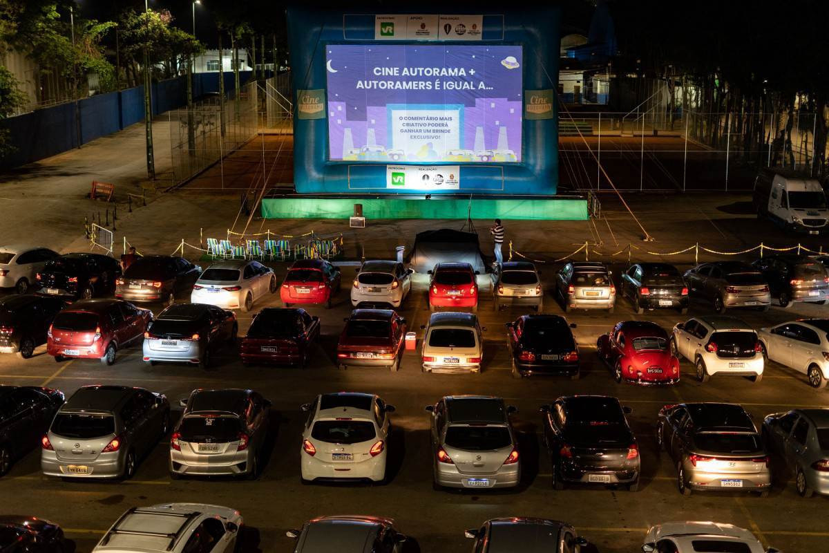 Pedreira do Chapad&atilde;o recebe cinema gratuito a c&eacute;u aberto