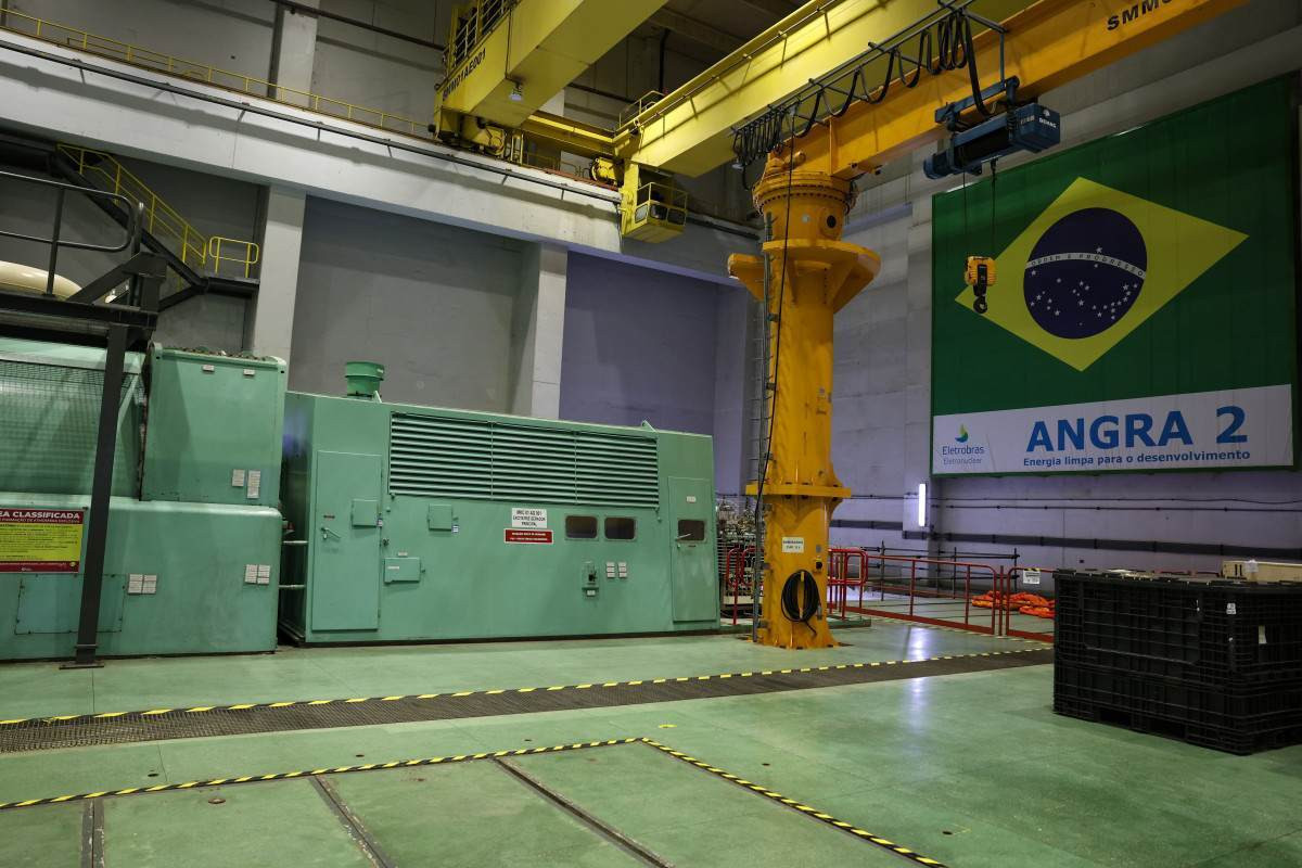 Extens&atilde;o de vida &uacute;til deAngra 1sob amea&ccedil;a de paralisa&ccedil;&atilde;o