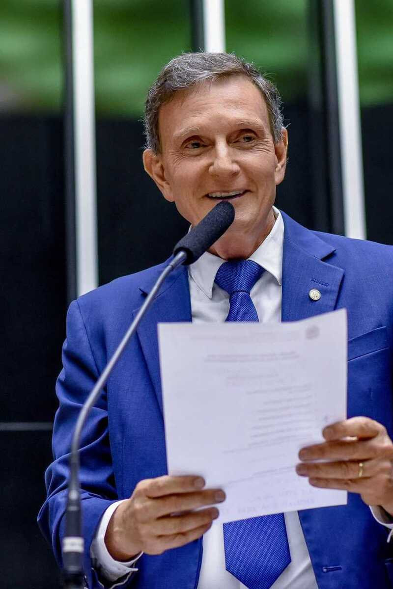Com den&uacute;ncia rejeitada, Crivella ganha f&ocirc;lego na corrida ao Senado