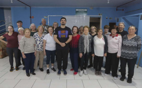 Volunt&aacute;rios s&atilde;o destaque na assist&ecirc;ncia social em Curitiba
