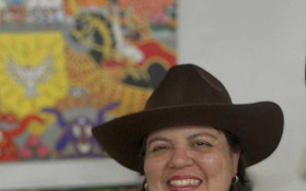 BRASILIANAS | Fernanda Cordeiro leva tradi&ccedil;&atilde;o das Cavalhadas ao 3&ordm; EnanCO e amplia presen&ccedil;a no na&iuml;f contempor&acirc;neo