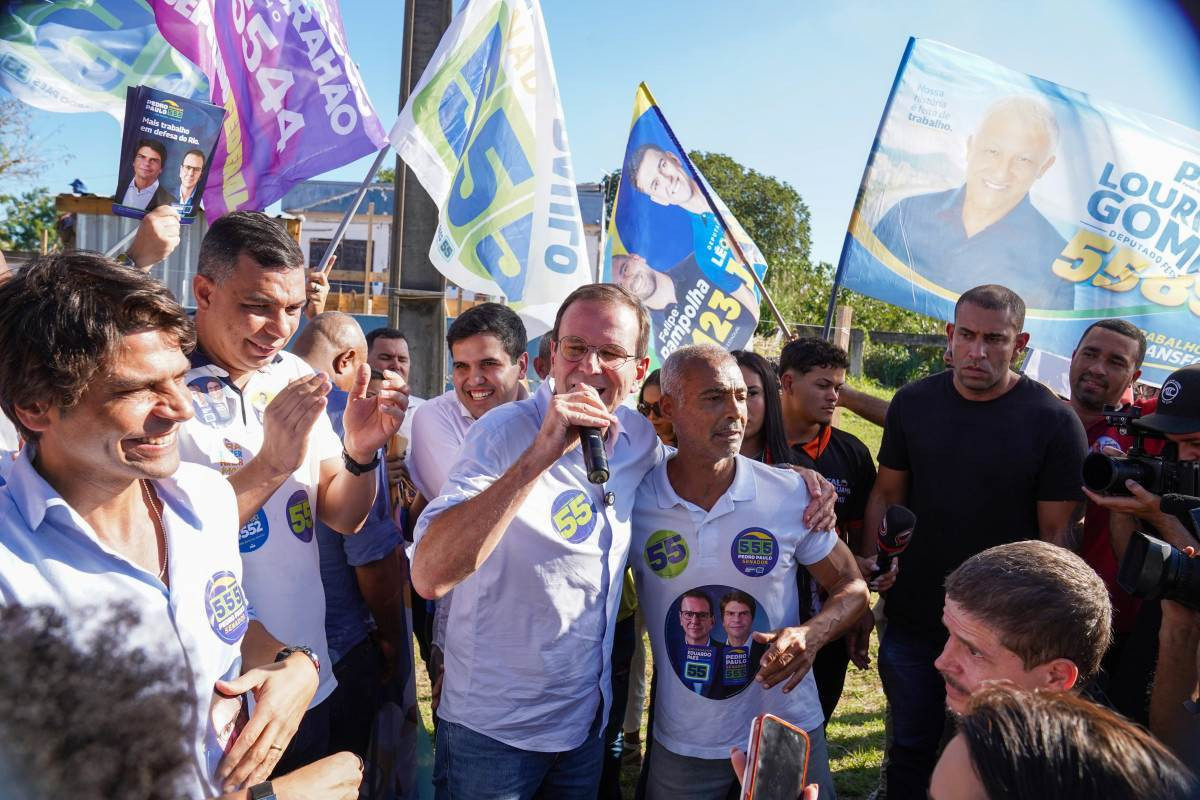 Eduardo Paes faz visita a Araruama