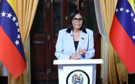 Venezuela reage a acordo de Trump e afirma manter soberania sobre petr&oacute;leo