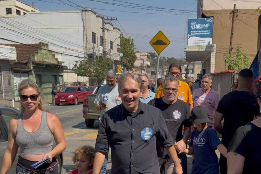 Coronel Henrique amplia agenda pol&iacute;tica por bairros de Volta Redonda