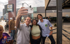 Paes prop&otilde;e padr&atilde;o BRT
em transportes
do estado
