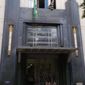 Homic&iacute;dios caem 25% em julho na cidade de SP