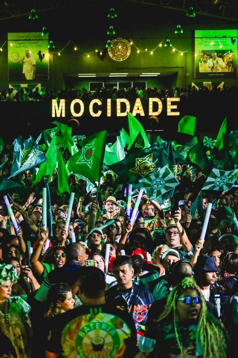 Mocidade Independente define samba do Carnaval 2027 em festa na Vila Vint&eacute;m