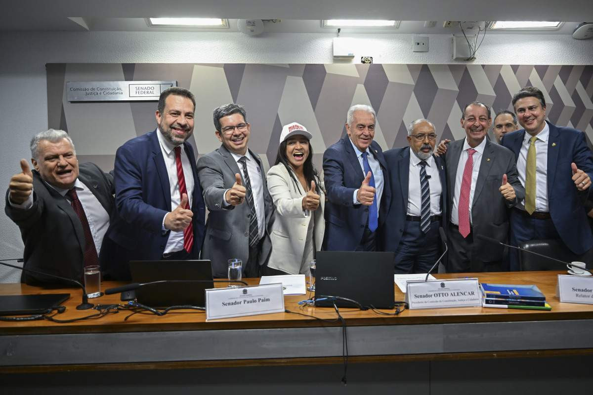 Taxa das Blusinhas, fim da escala 6x1, Terras Raras: a superquarta