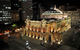 Centro de SP ganha passeio noturno guiado gratuito