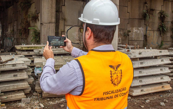 TCE‑PR fiscaliza obras municipais que custam mais de R$ 1,17 bilh&atilde;o