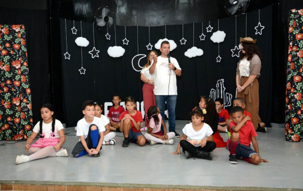 'Leiturar' celebra 10 anos de incentivo &agrave; leitura em Barra Mansa
