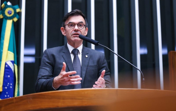 Projeto muda regras de puni&ccedil;&atilde;o em processos disciplinares de servidores
