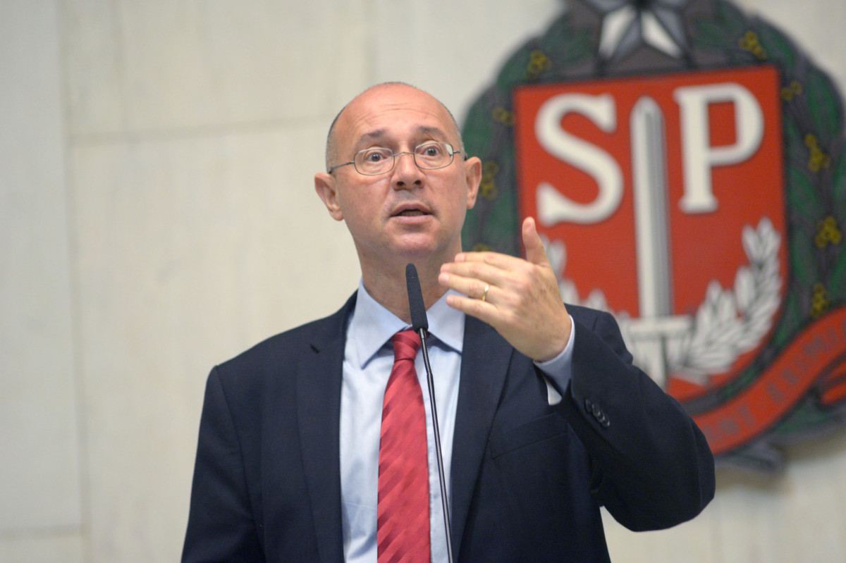 Deputado analisa contratos da Sa&uacute;de ap&oacute;s doa&ccedil;&atilde;o &agrave; campanha de Tarc&iacute;sio