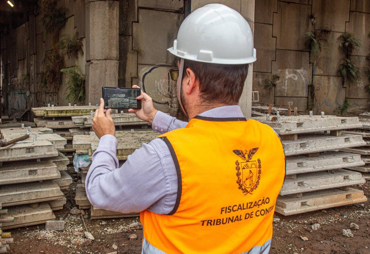 TCE‑PR fiscaliza obras municipais que custam mais de R$ 1,17 bilh&atilde;o