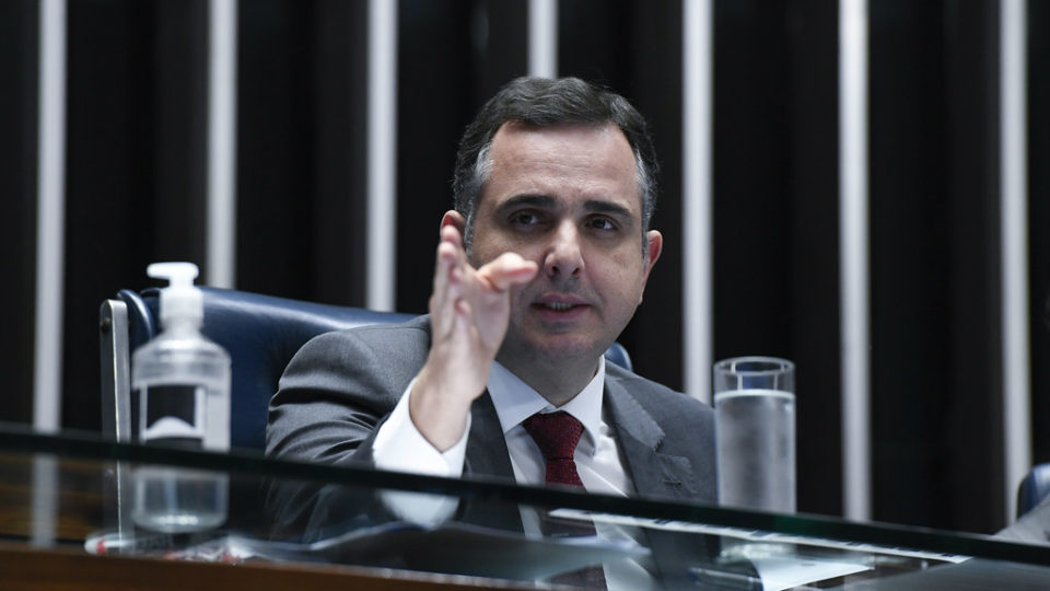 Rodrigo Pacheco entra no TCU de olho no Supremo