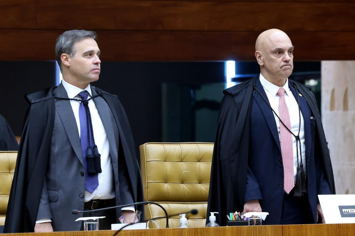 Lula v&ecirc; Mendon&ccedil;a como arma mais forte da oposi&ccedil;&atilde;o
