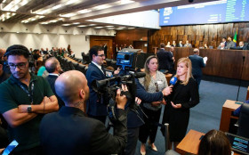 Alerj aprova pol&iacute;tica de preven&ccedil;&atilde;o e combate ao golpe do falso advogado