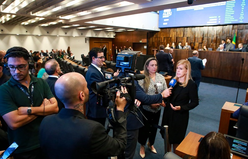 Alerj aprova pol&iacute;tica de preven&ccedil;&atilde;o e combate ao golpe do falso advogado