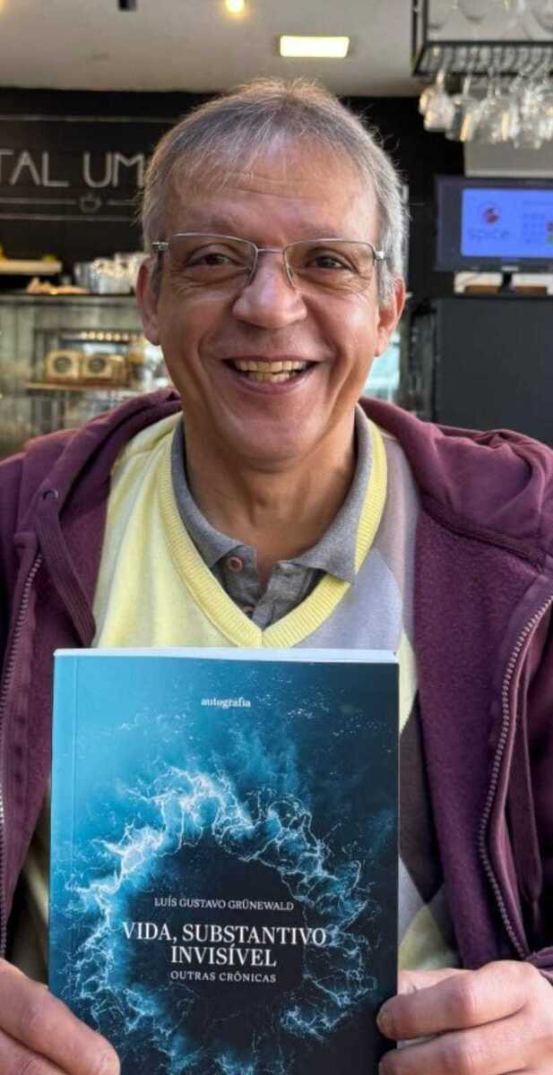Escritor reflete sobre 'o invis&iacute;vel' em cr&ocirc;nica