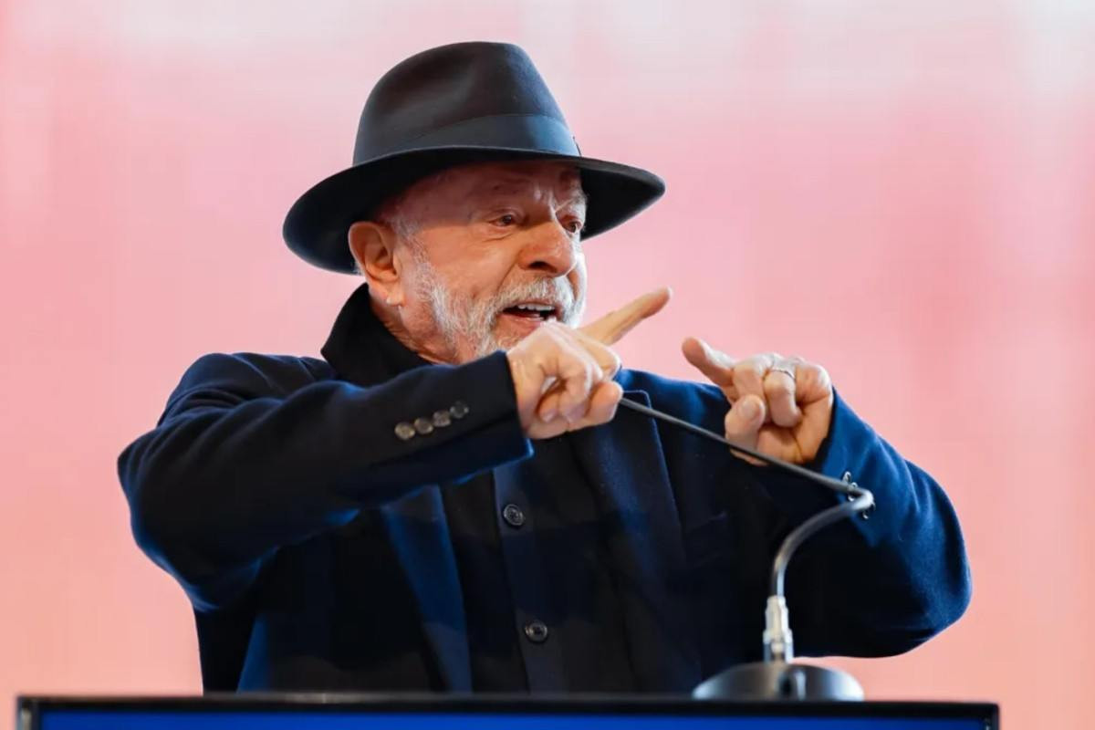Lula reage a crise no STF e diz ter cobrado Fachin por transpar&ecirc;ncia