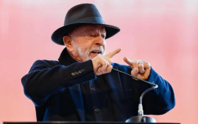 Lula reage a crise no STF e diz ter cobrado Fachin por transpar&ecirc;ncia