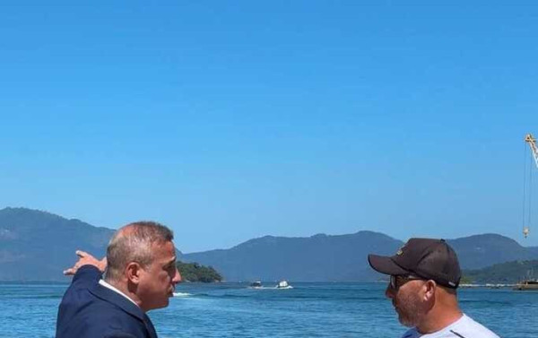 Em Angra dos Reis, Rodrigo defende turismo sustent&aacute;vel